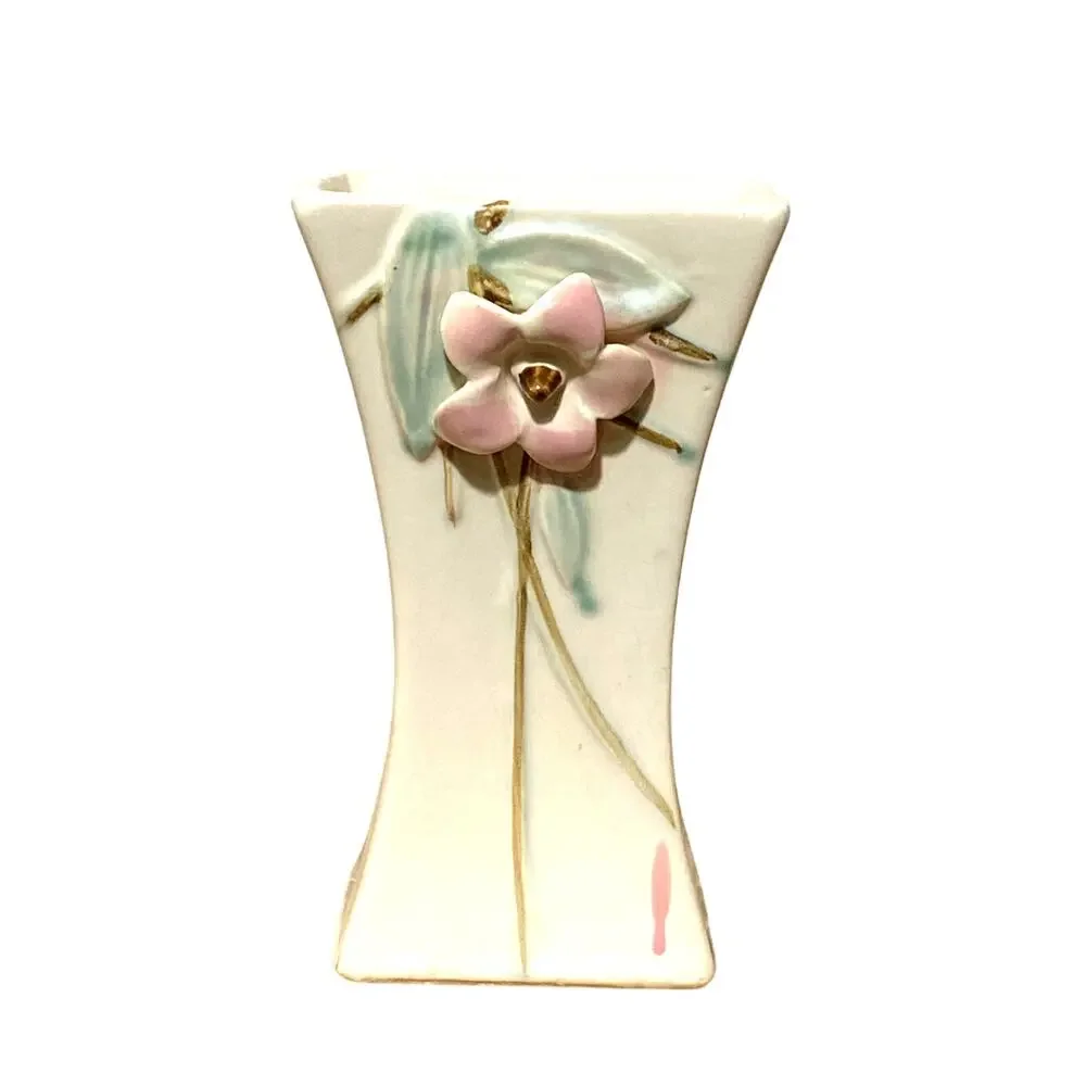 Vintage 1946 McCoy Blossomtime Vase 6.25